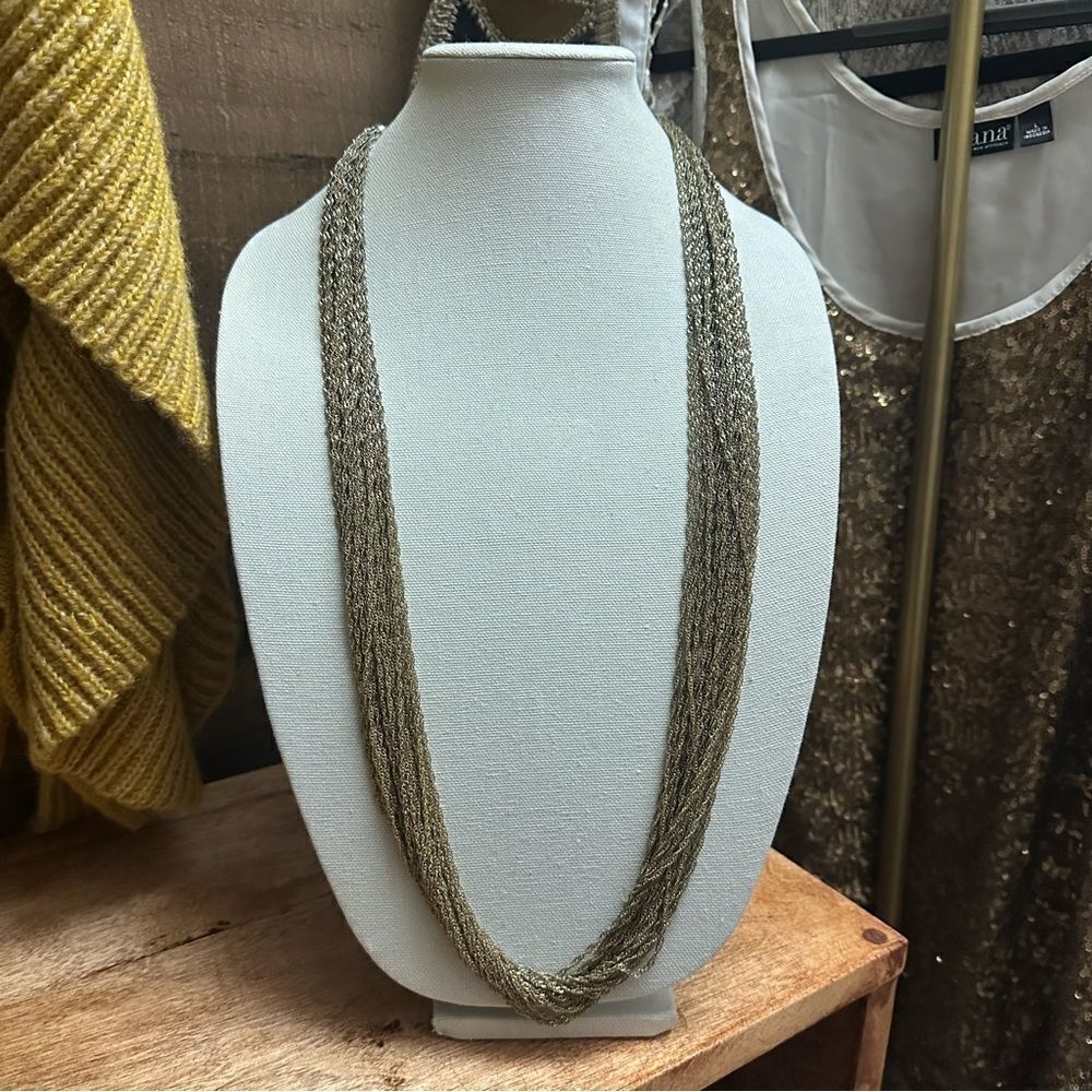Vintage boho long necklace w/several layered chains​